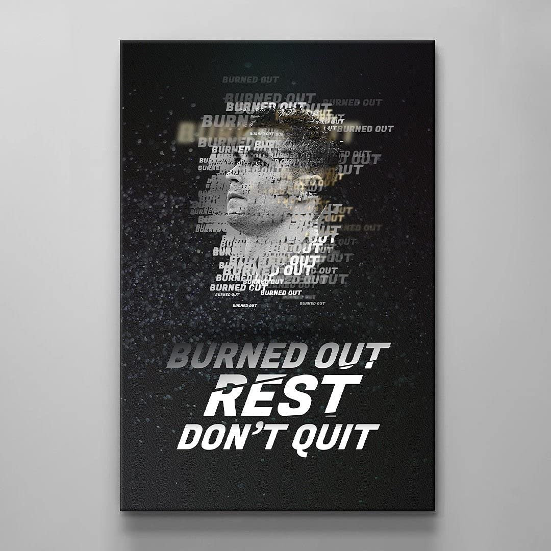 Never Quit Christiano Ronaldo Football Legends Canvas, Soccer Player Poster, Football Wall Art, Sport Home Decor, World Cup 2022 Iconic Art